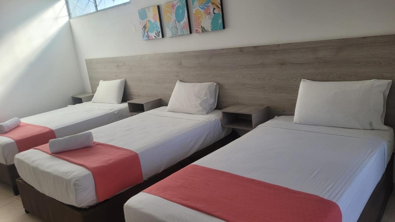 Hotel Inara ヒラルドット エクステリア 写真